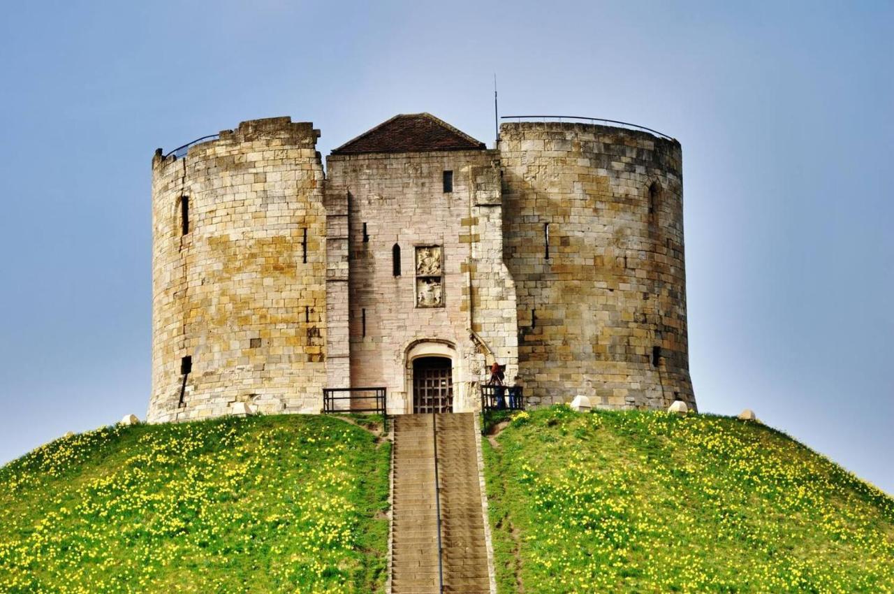 Vila Poets Corner York Exteriér fotografie